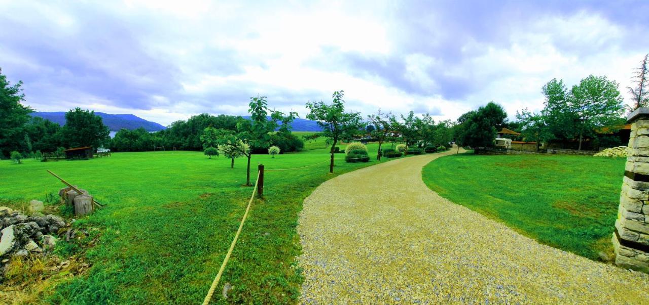 Complex Pristan In The Mountain Hotel Shilkovtsi Bagian luar foto