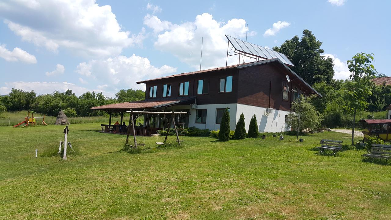 Complex Pristan In The Mountain Hotel Shilkovtsi Bagian luar foto